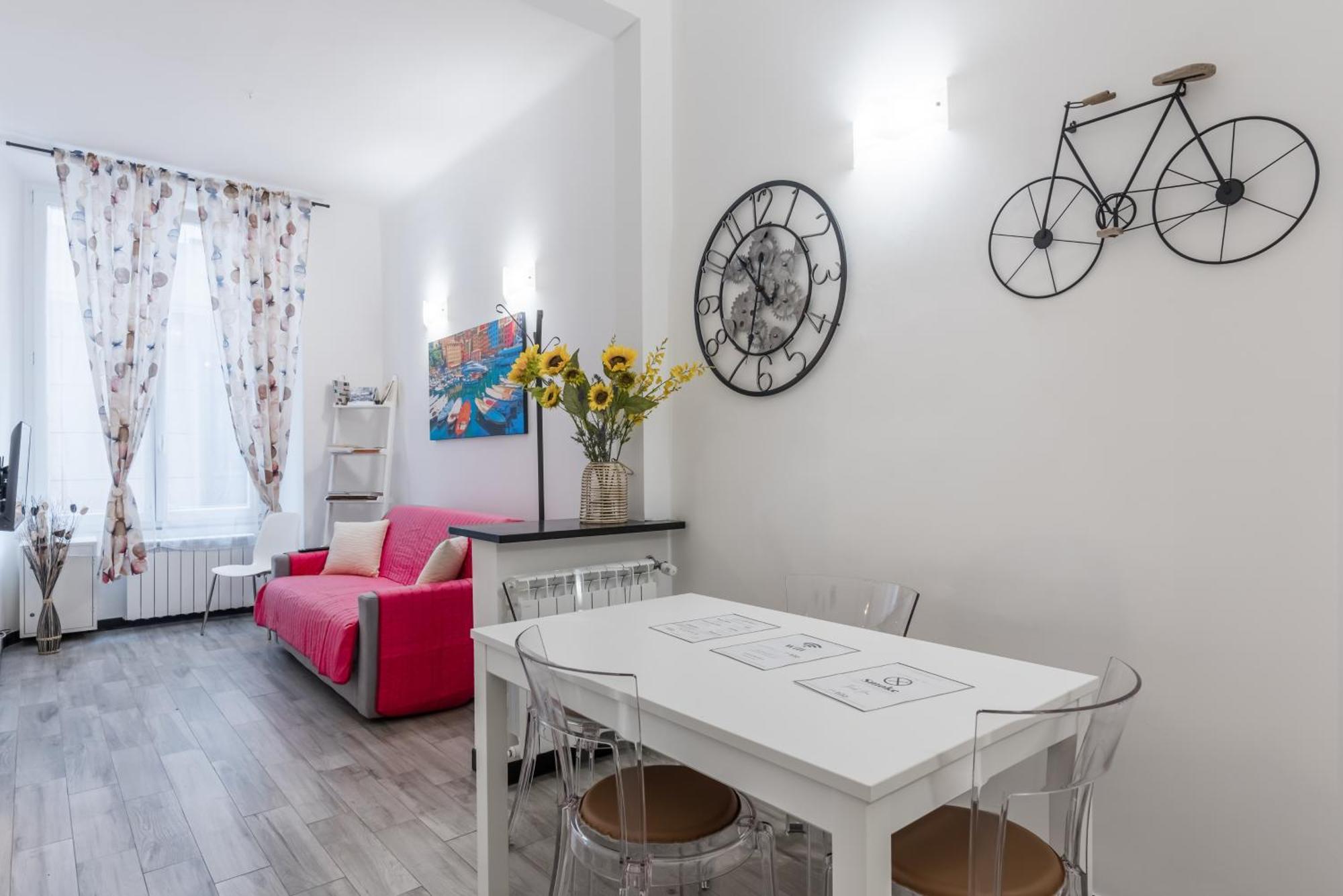 Acquario 5 Minuti, 1Br , Free A-C, Wifi & Netflix "City Center" By Tilo Genoa Luaran gambar
