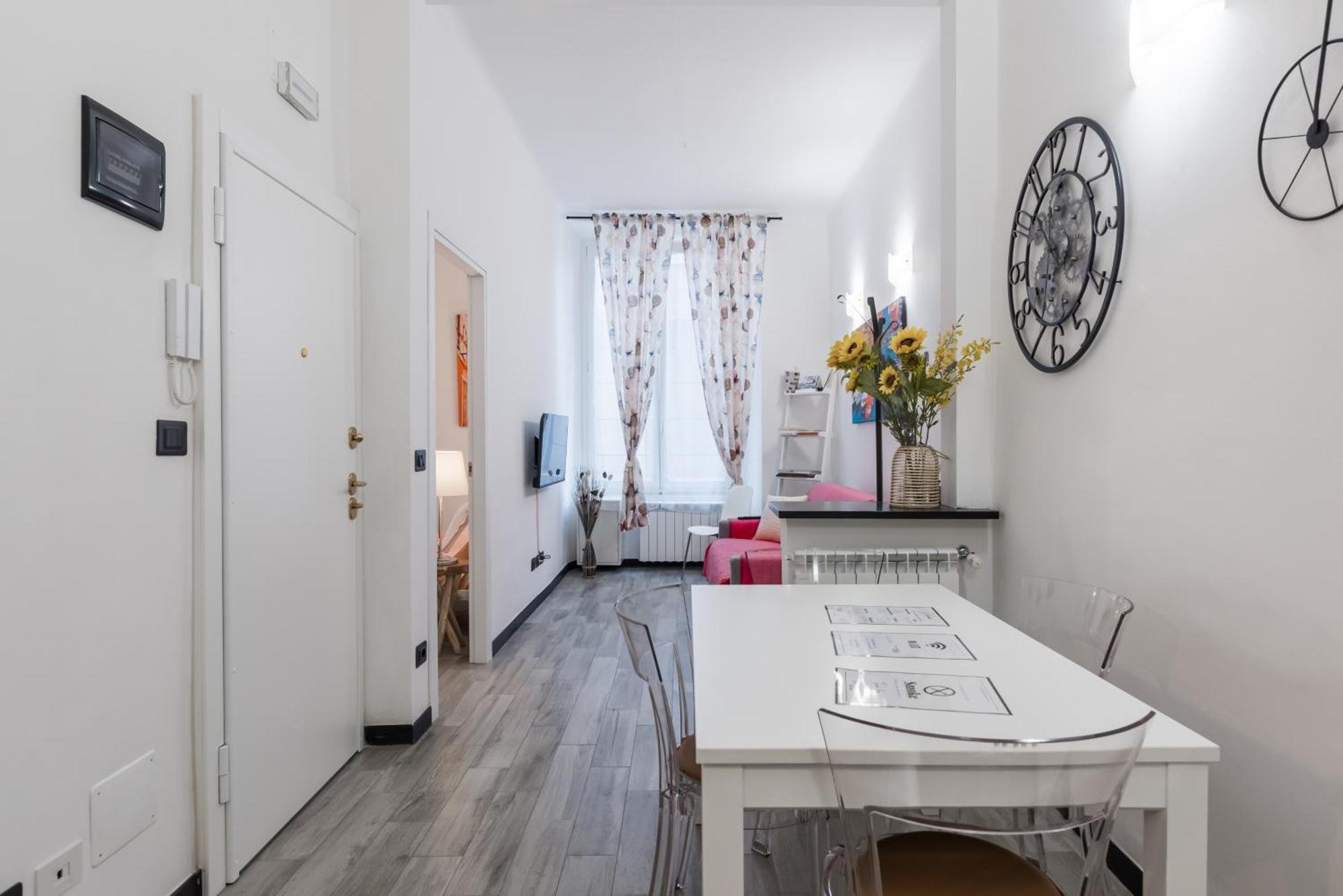 Acquario 5 Minuti, 1Br , Free A-C, Wifi & Netflix "City Center" By Tilo Genoa Luaran gambar