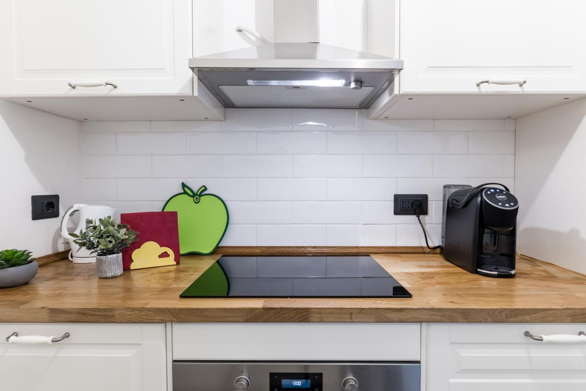 Acquario 5 Minuti, 1Br , Free A-C, Wifi & Netflix "City Center" By Tilo Genoa Luaran gambar