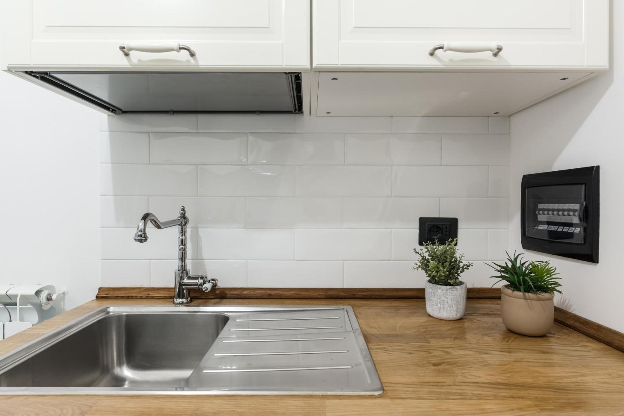 Acquario 5 Minuti, 1Br , Free A-C, Wifi & Netflix "City Center" By Tilo Genoa Luaran gambar